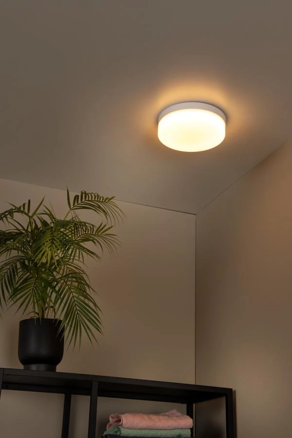 Lucide BISKIT - Flush ceiling light Bathroom - Ø 23 cm - LED - 1x12W 2700K - IP44 - Motion Sensor - White - atmosphere 1